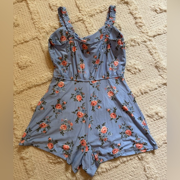 Derek Heart Romper - Blue with Pink & Blue Flowers - Size Medium - Picture 2 of 3